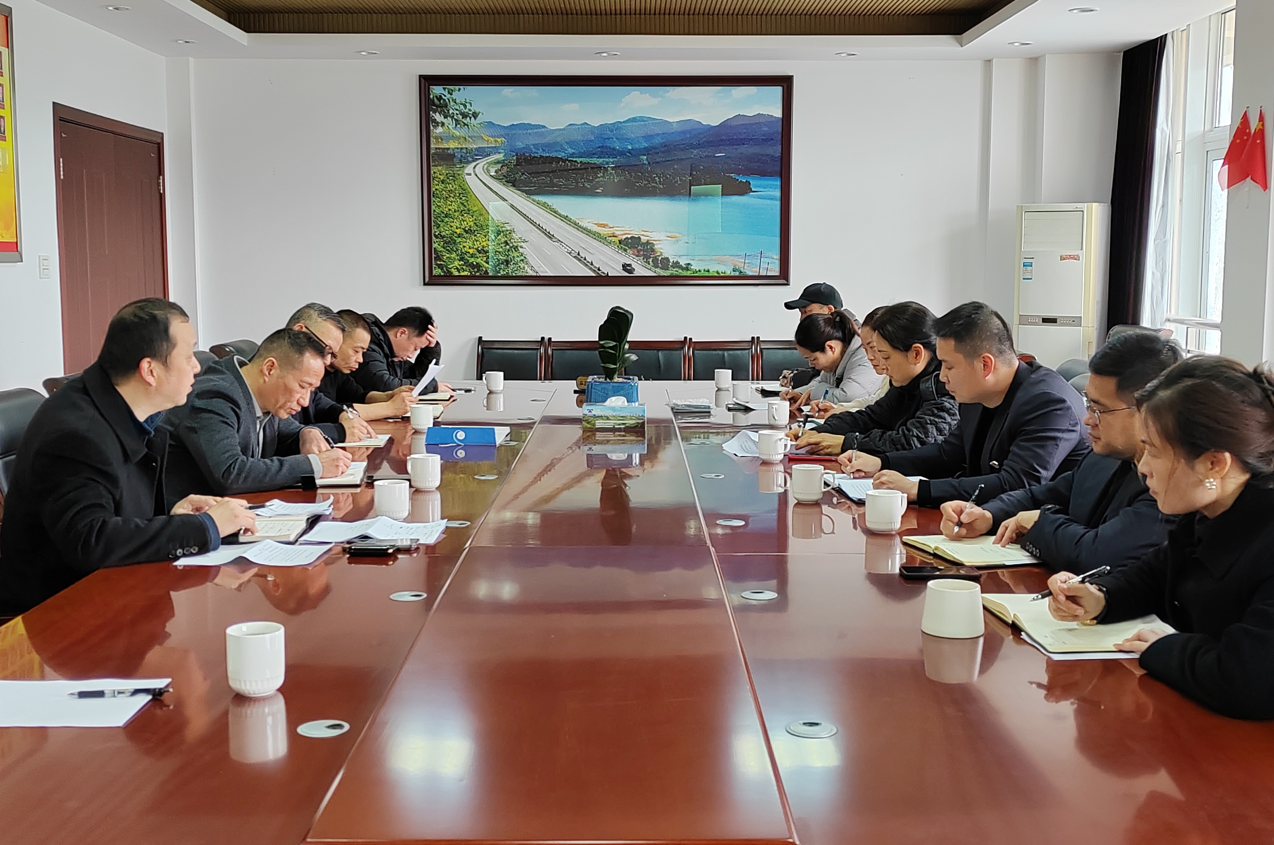 1677625195383665.jpg 41c88b8595862528984b74d375b50f5.jpg